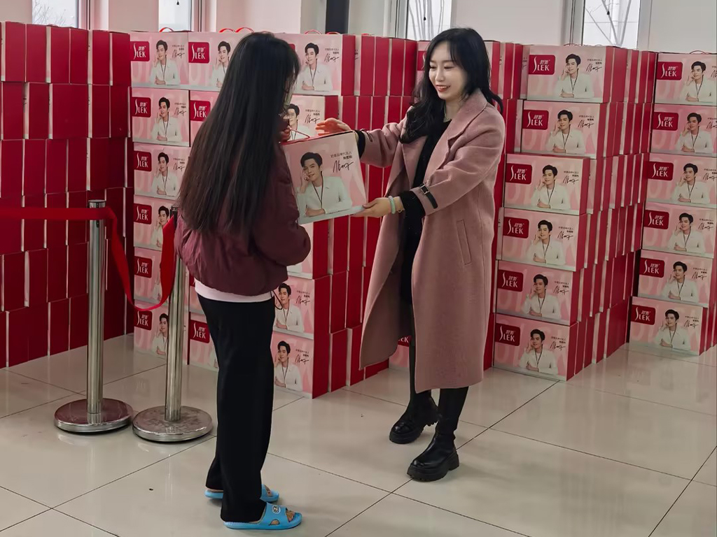 KS体育微电2025年妇女节活动暨健康跑活动圆满举行